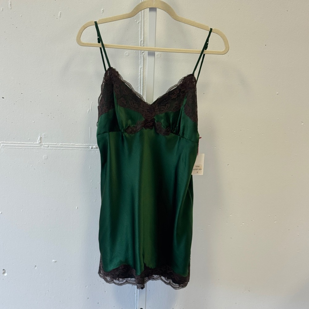NWT Gold Hawk Silk Lace Camisole Forest Green GH540 Medium Adjustable Straps